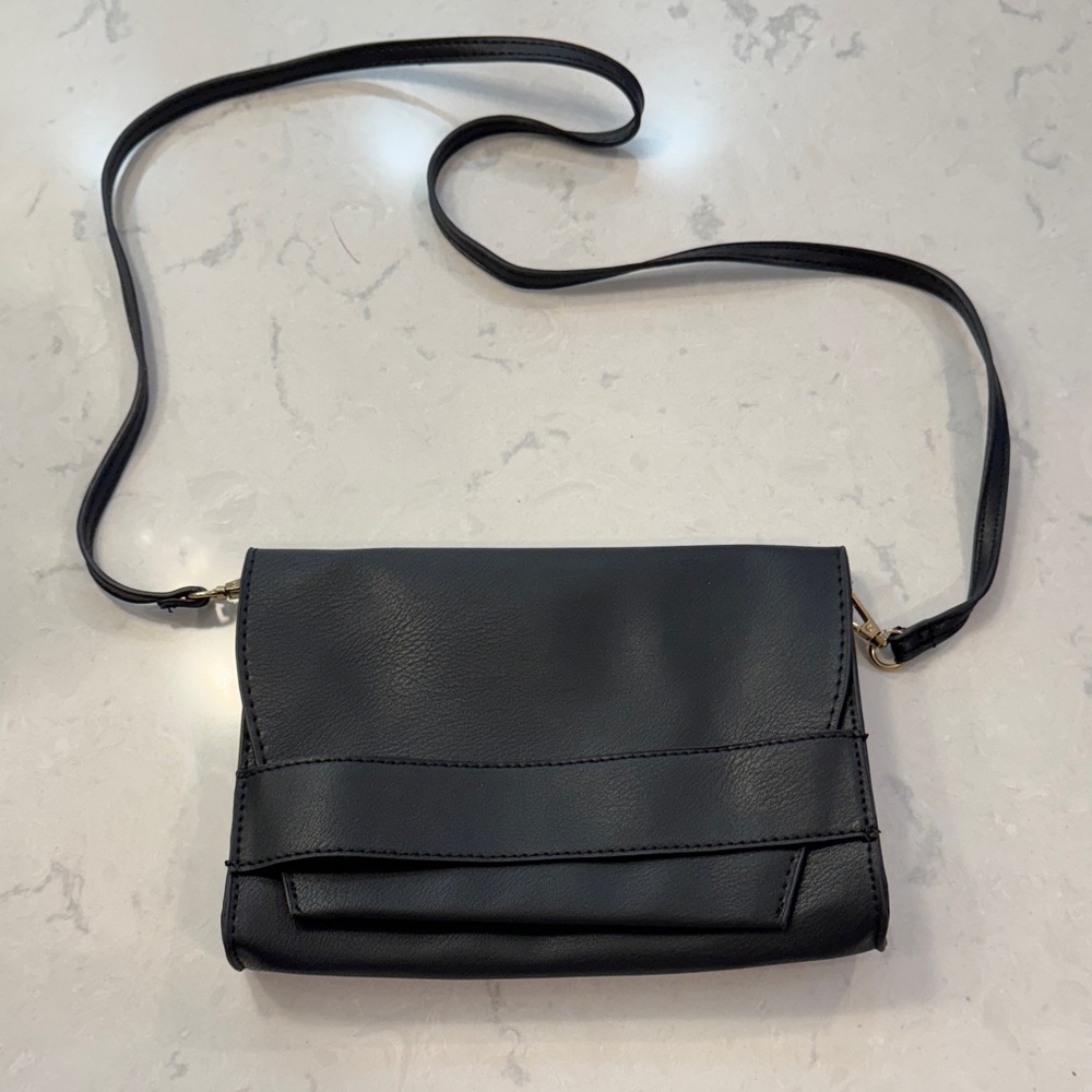 Elegant Black Crossbody Bag